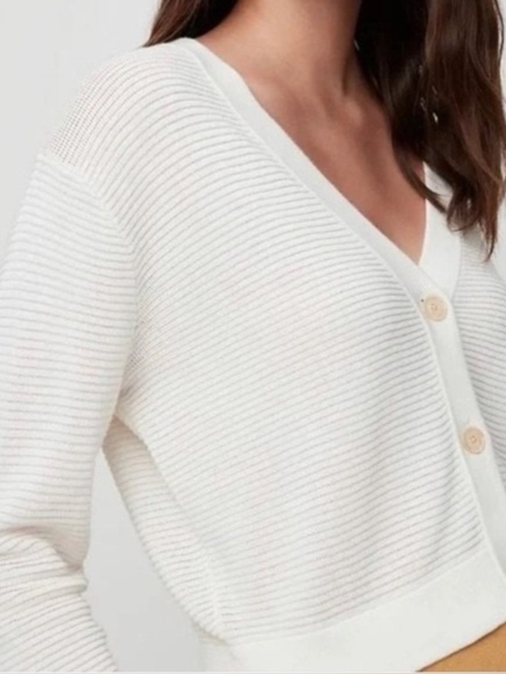 Wilfred Ivory Ribbed Cropped V-Neck Button Cardigan